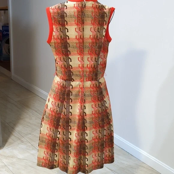 Vintage Sleeveless Dress - Picture 4 of 9